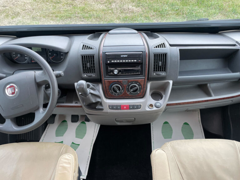 Rapido_7096 Fiat camper semintegrale garage_26