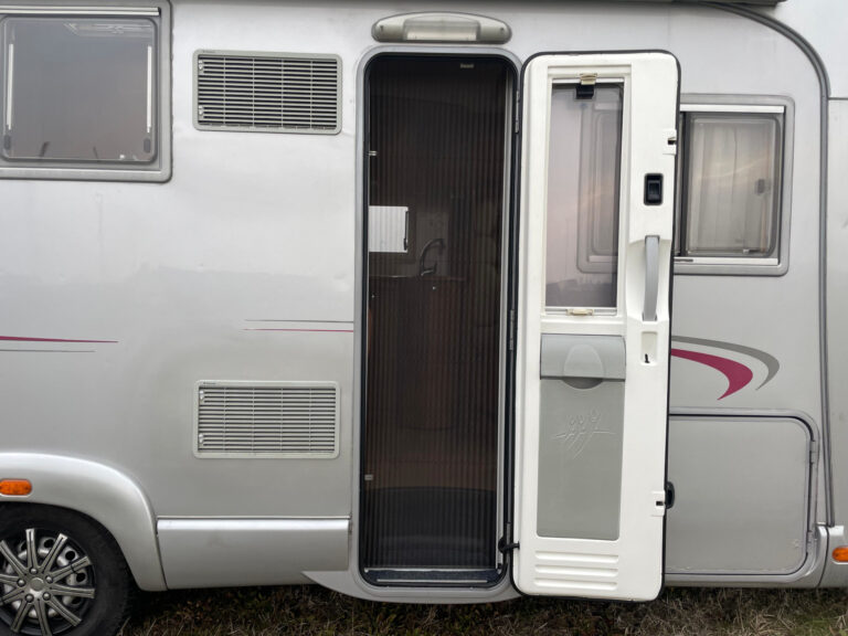 Rapido_7096 Fiat camper semintegrale garage_27