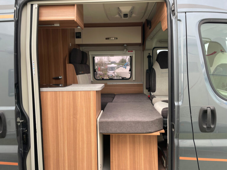 WEINSBERG_CARABUS_601K_FIRE_EDITION_DUCATO_VAN_FURGONE_Terzo_letto_1