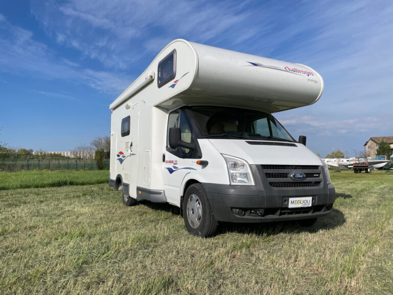 Challenger_Genesis_Ford_Mansardato_1