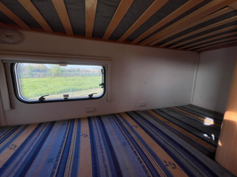 Challenger_Genesis_Ford_Mansardato_18