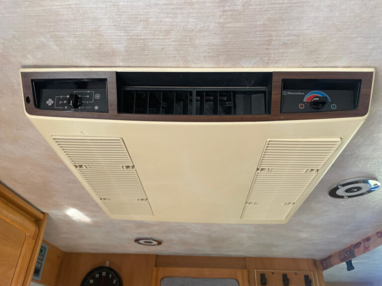 Rapido_870_Mansardato_Ducato_23