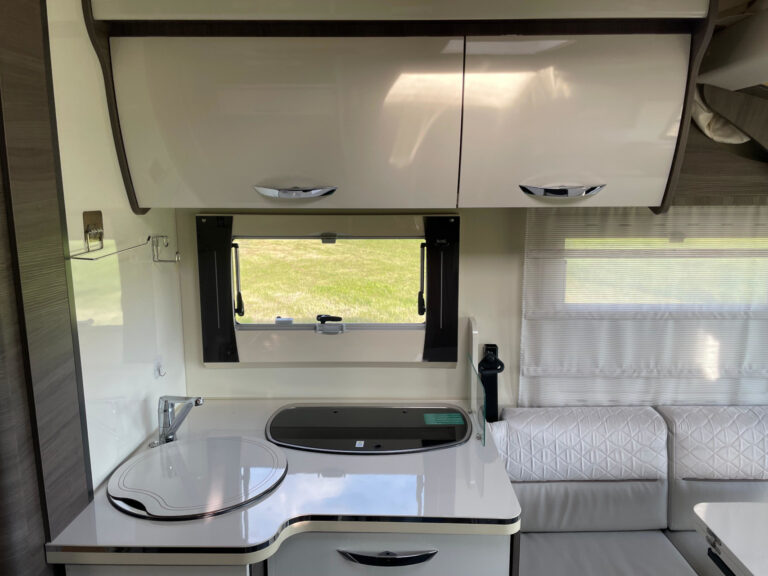 McLouis_Nevis_882_Motorhome_Ducato_13