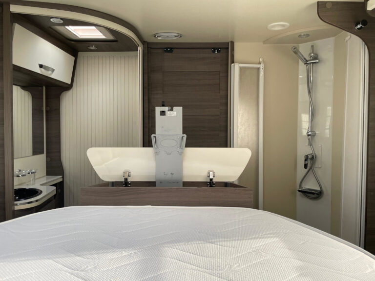 McLouis_Nevis_882_Motorhome_Ducato_22