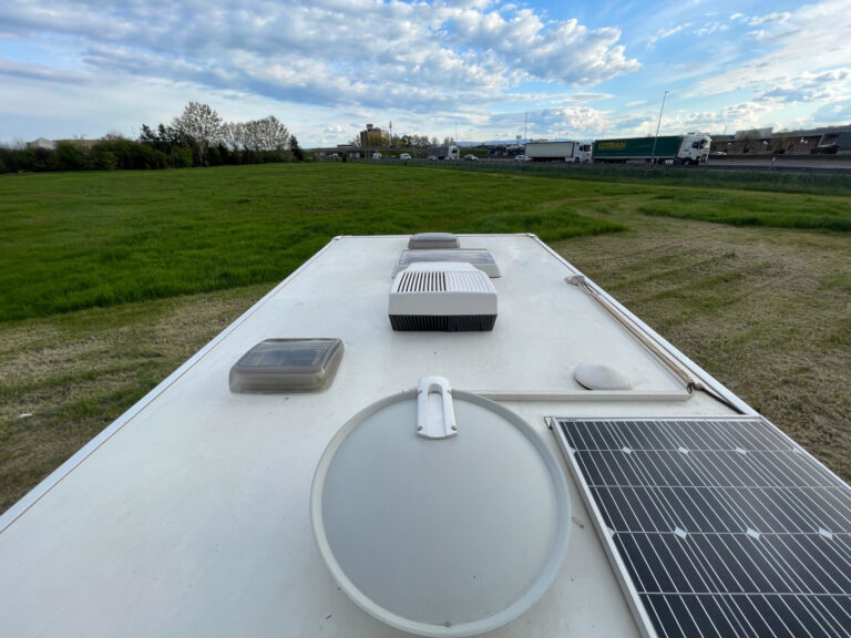 McLouis_Nevis_882_Motorhome_Ducato_24