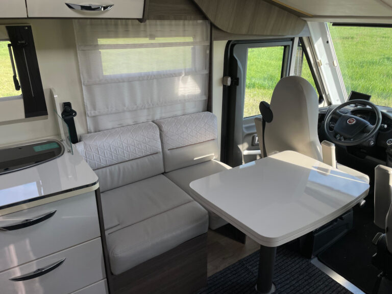 McLouis_Nevis_882_Motorhome_Ducato_9